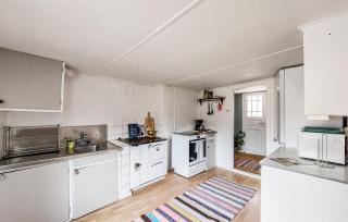 1 Bedroom Beautiful Home In Svinaberga - 4