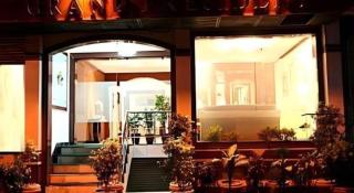 Hotel Grand President - 8