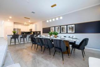 Last Minute Disney Private Pool Hot Tub Game Room Themed Bedrooms. Book Now 90505 - 3