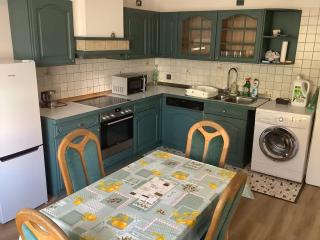 Großes 3-Zimmer-Apartment mit 6 Betten & Balkon - 6