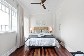 Art Deco with Modern Twist 1Bed-1Bath-1Car-New Farm - 1