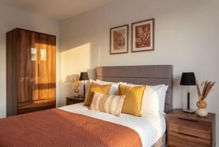 Modern & Spacious Apartment In Central Birmingham - 7