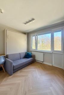 Cozy Stay Batorego Apartment - 8
