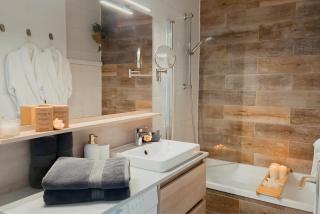 Sable & Pampas - Meublé de Tourisme 5 étoiles - Vue Panoramique & Terrasse - Climatisation - Plage à 200m - 4