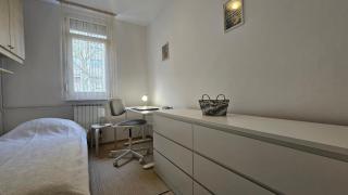 Retro 2BR Apartment Iva Tour As with Balcony and AC near Medical Faculty 1,5km to Ljubljana Center - 6