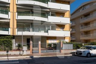 Homiday - Residenza Girasole - 1