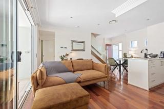 Blissful Bulimba! - 3Bed-2 5Bath-1Car - Townhouse - 3