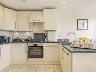 3 Bed in Tenby oc-fb055 - 3
