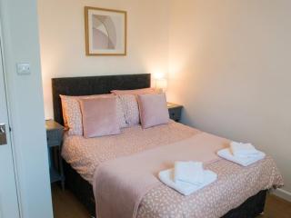 2 Bed in Tenby oc-fb284 - 3