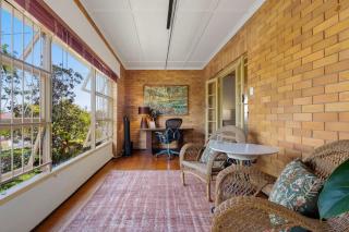 Art Deco Elegance in New Farm - 2