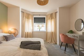 Folkestone Apartments - 8