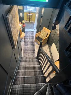 BELLFIELD HOUSE - 4