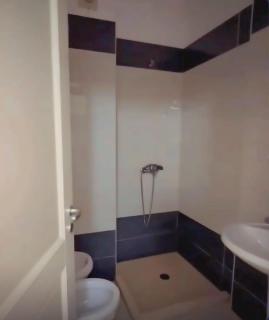 Luxury Beach Apartment San Pietro Durrës , Free Parking, 6 Min from Lalëz Beach - 5