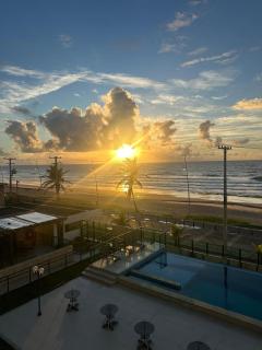 V703 - VISTA de Cinema, Piscina Borda Infinita, Beira Mar - 7