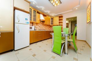 3 room apartment in city of Chisinau - 4