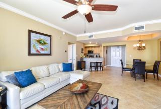 Silver Beach Towers E305 - 0