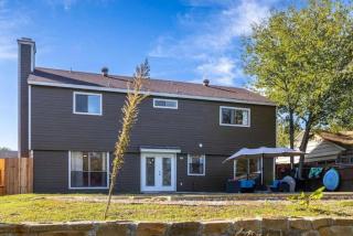 Spacious 4BR Home with Pool BBQ & Games - 1