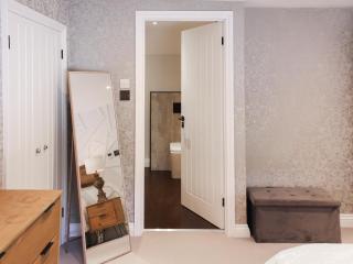 Mill House - Uk50646 - 1