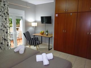 Corfu Sun Ang Two Bedroom Family Deluxe Apartment - 2