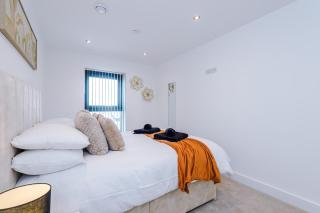 Luxury Leeds City Centre 2 Bed 2 Bath - City View - 1