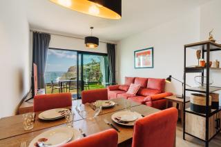 GuestReady - Stay with stunning views - 8