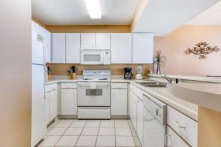 Pelican Beach Resort 2007 - 1