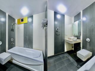 Hotel Shivdev International, near New Delhi Railway Station & City Centre - 5