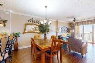 Emerald Isle 2207 - 2