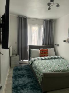 Crescent Apartment - Two bedroom - 6