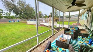 Poolside Palms Paradise - 2