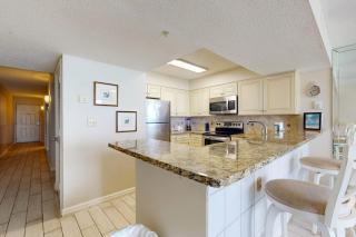 Pelican Beach Resort 502 - 4