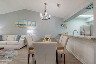 Water Street Beauty - 6