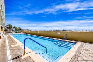 Pelican Isle 315 - 6