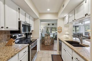 231 Turnberry Village - 4