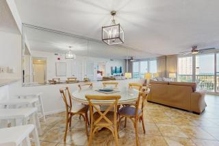 Pelican Beach Resort 415 - 6