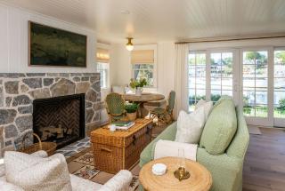 River Cottage - 2 Bedroom 1.5 Bath Waterfront Home - 4