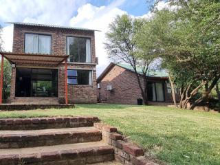 Bloemhof Riverside Chalets - 7