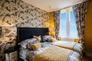Elegant two bedroom flat Oban Heather Island View - 3