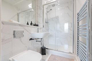 #136 City Stay Near Bullring & New Street-Sleeps 6-Perfect for contractors and families - 3