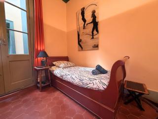 La Havanaise – Charmant appartement cosy avec Wi-Fi et jardin au cœur de Sète - 4