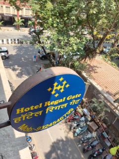 Hotel Regal Gate - 4
