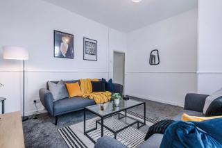 Spacious 2-Bed Home 5mins to Co-op Live & Etihad Campus w Free Parking - 9