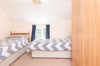 Croft Cottage set in acres of mature gardens - 2