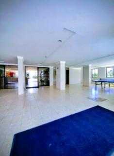 Flat com piscina junto ao mar - 8