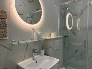 White Hill Studio-Apartments - 8