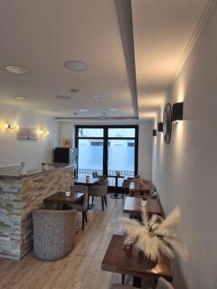 Natoševićeva 7 rooms with bathroom,spa and pool ON REQUEST, PARKING ON REQUEST - 6