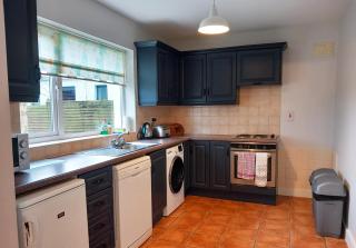 Leitrim Quay - Riverside Cottage 4 - 6