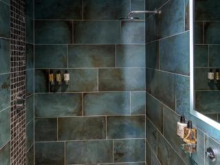 NoTwenty9 Bar and Restaurant - 4