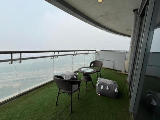 Stay With Us In Noida - 3