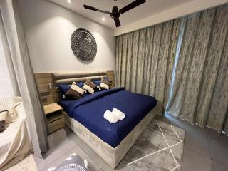 Hotel Nova Suites - Luxurious Stay In Noida - 8